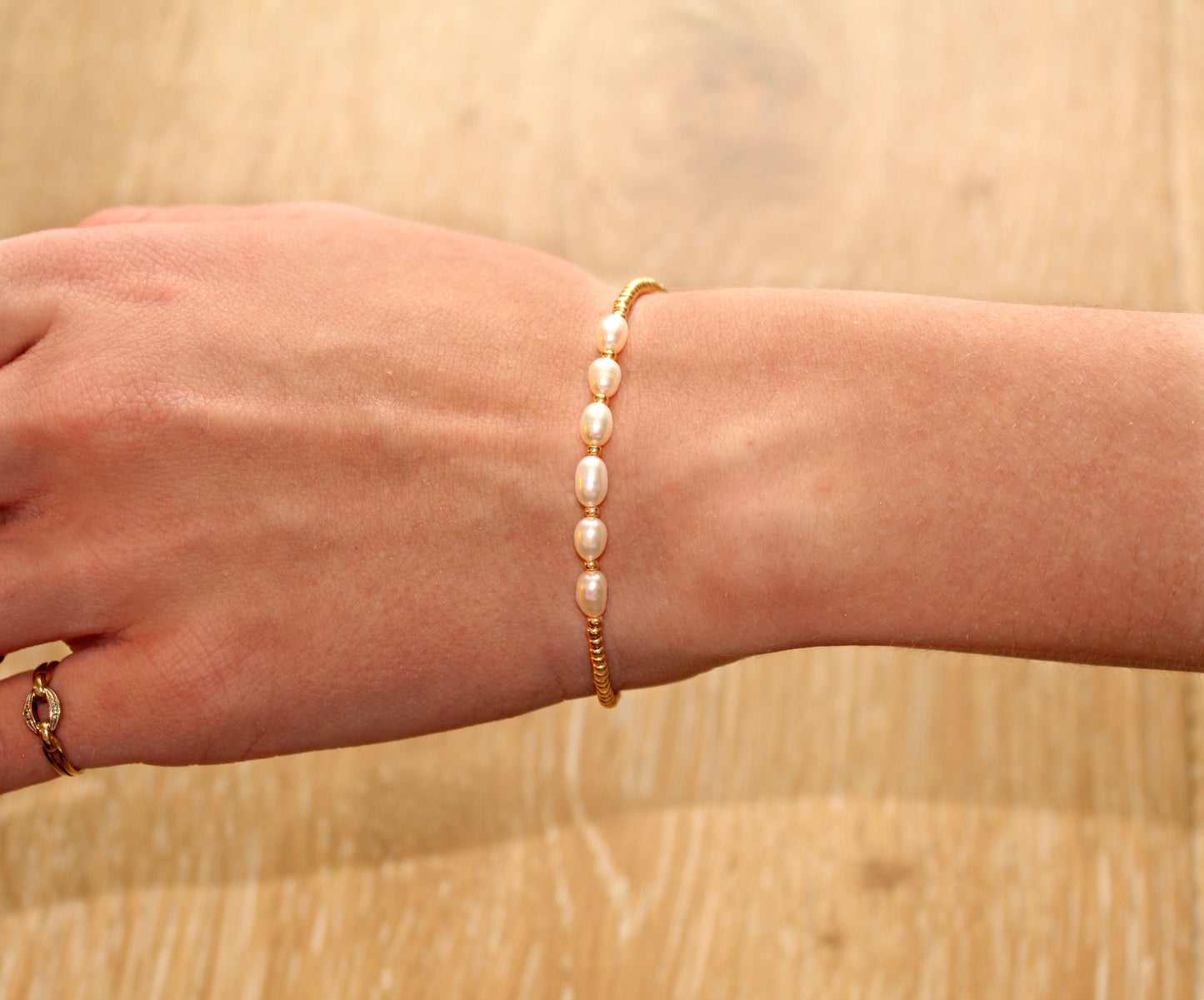 Eva Pearl Bracelet