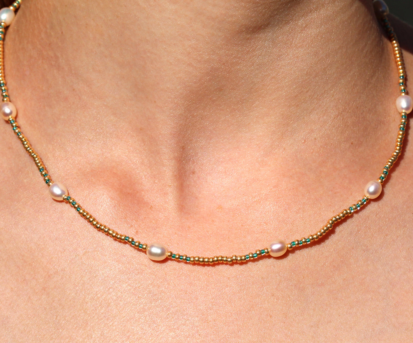 Izzy Pearl Choker