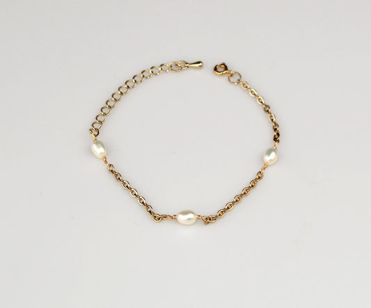 Capri Pearl Bracelet